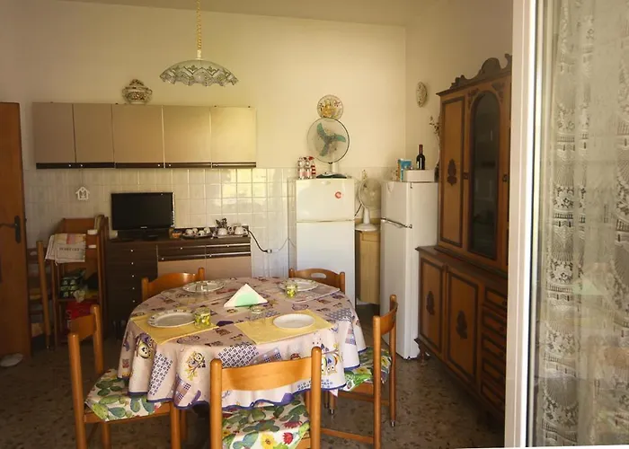 Rita's On The Sea Daire